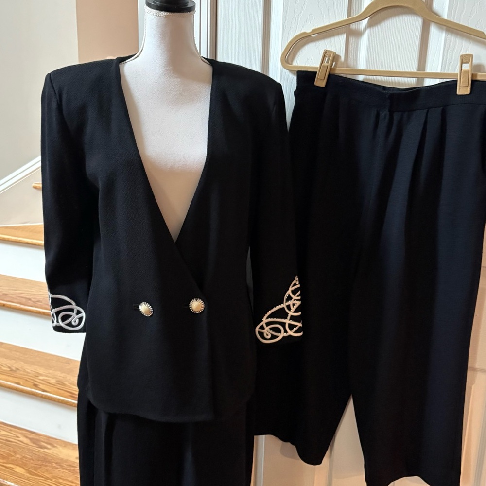 St. John Knit Suit Black 3 Piece Embroidered Jacket Pants & Skirt Size 16 - Picture 2 of 16